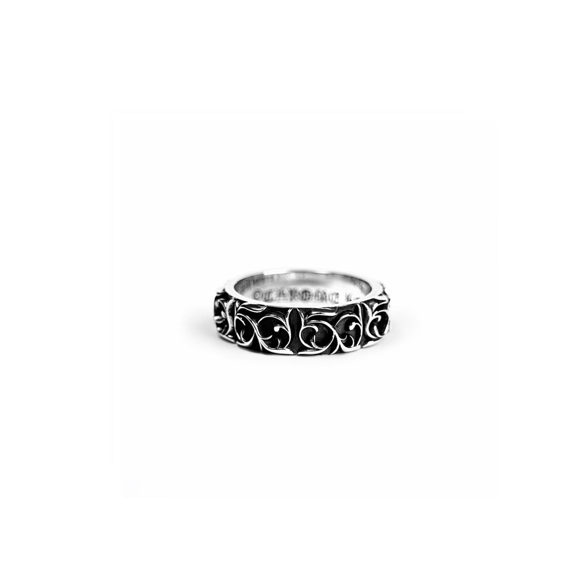 Chrome Hearts Eternity Vine Ring